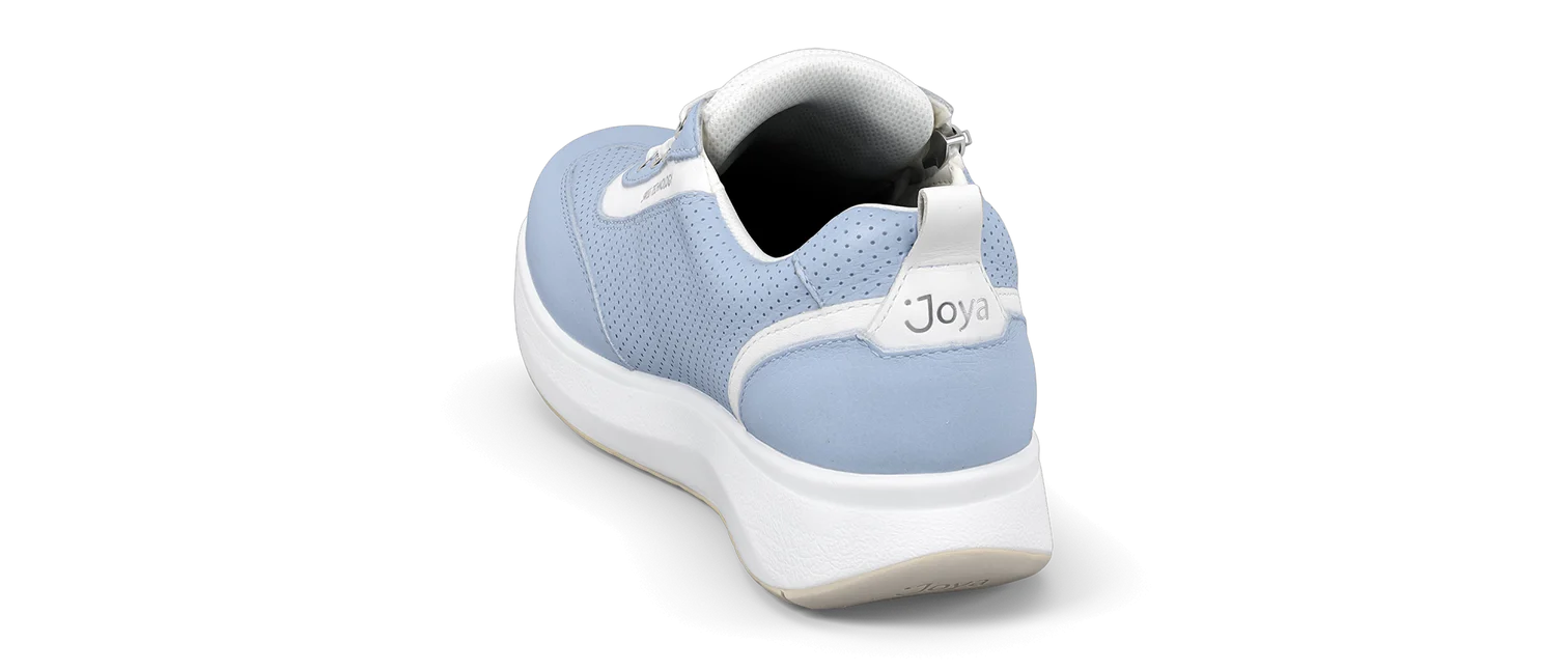 Laura light blue III